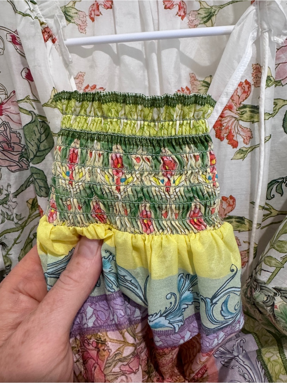 Alice & Olivia Julius Smocked Scarf sheer Blouse Size S - Picture 12 of 13